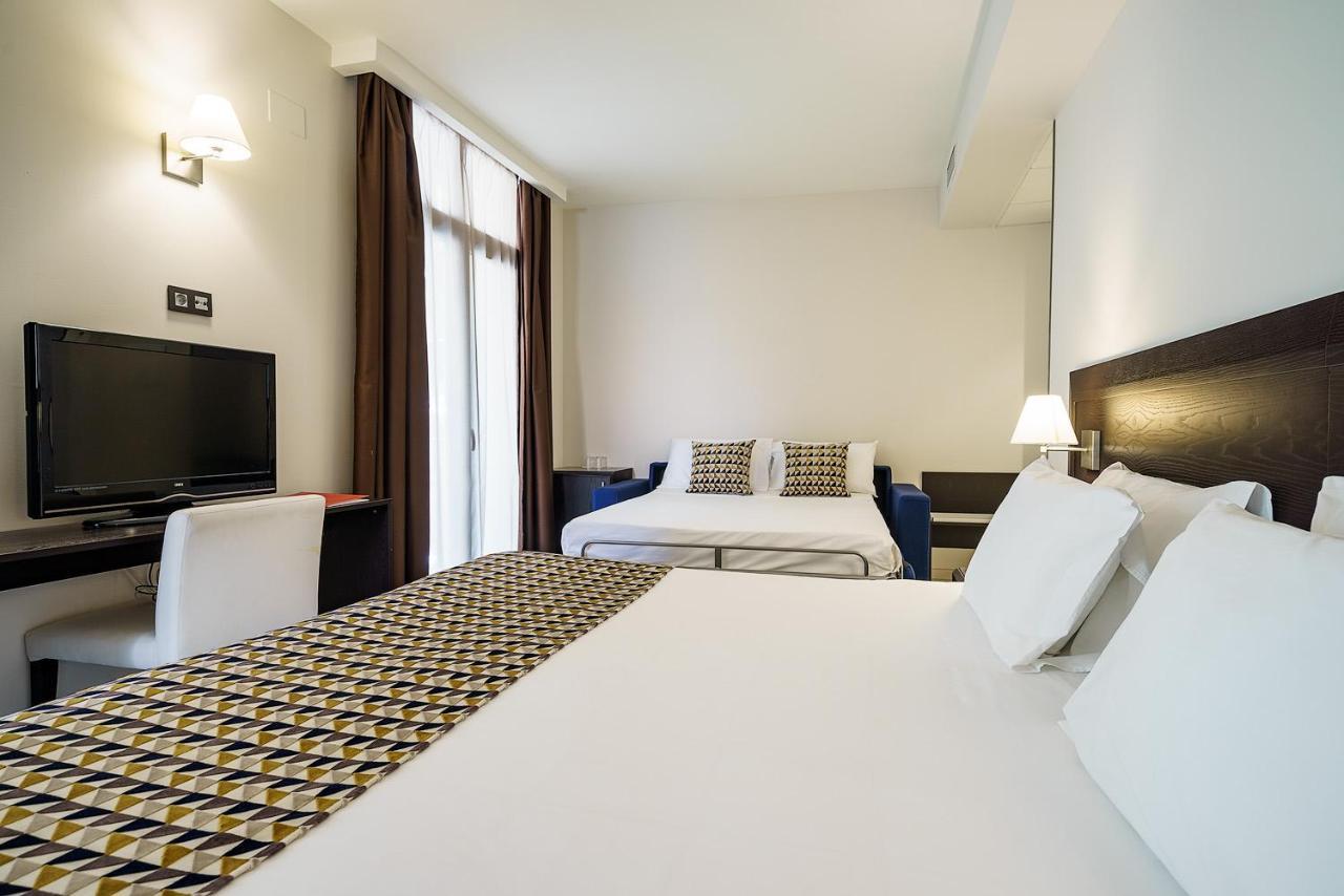 HOTEL EXE MALAGA MUSEOS MALAGA 3* (Spain) - from C$ 174 | iBOOKED